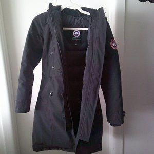 Canada Goose Womens Parka XS